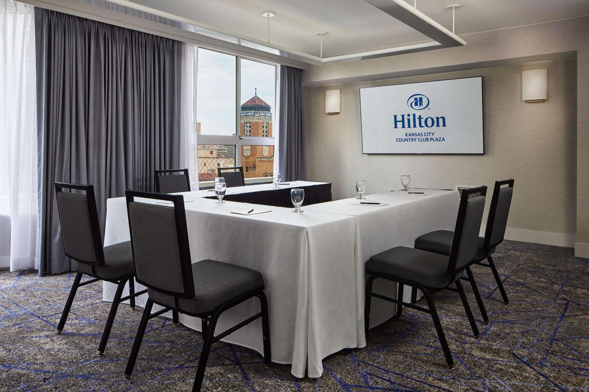 Hilton Kansas Country Club Plaza
