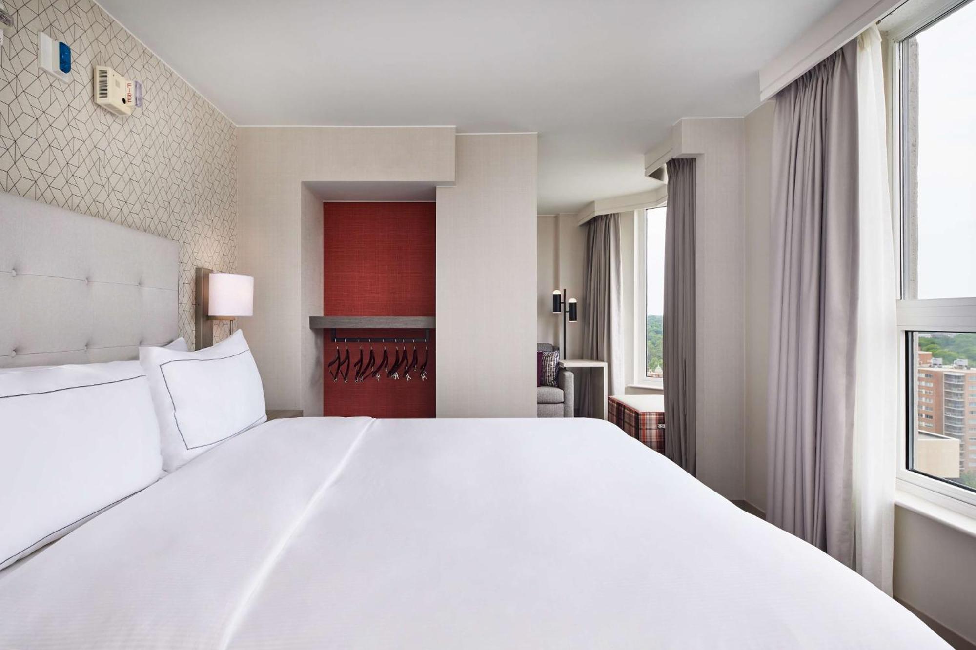 Hotel Hilton Kansas Country Club Plaza 4*